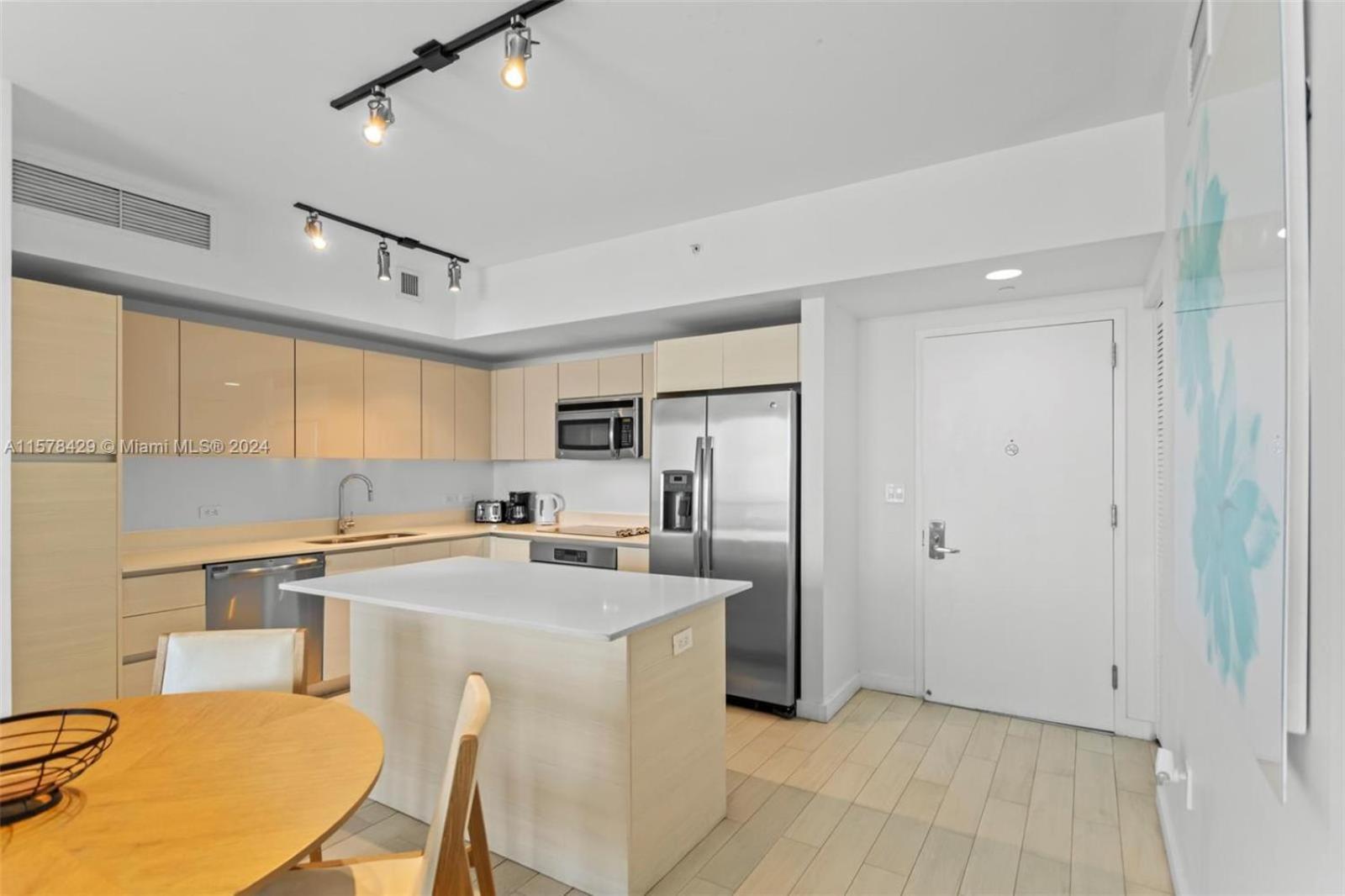 Vila 2602 E Hallandale Beach Blvd 1 Br Exteriér fotografie