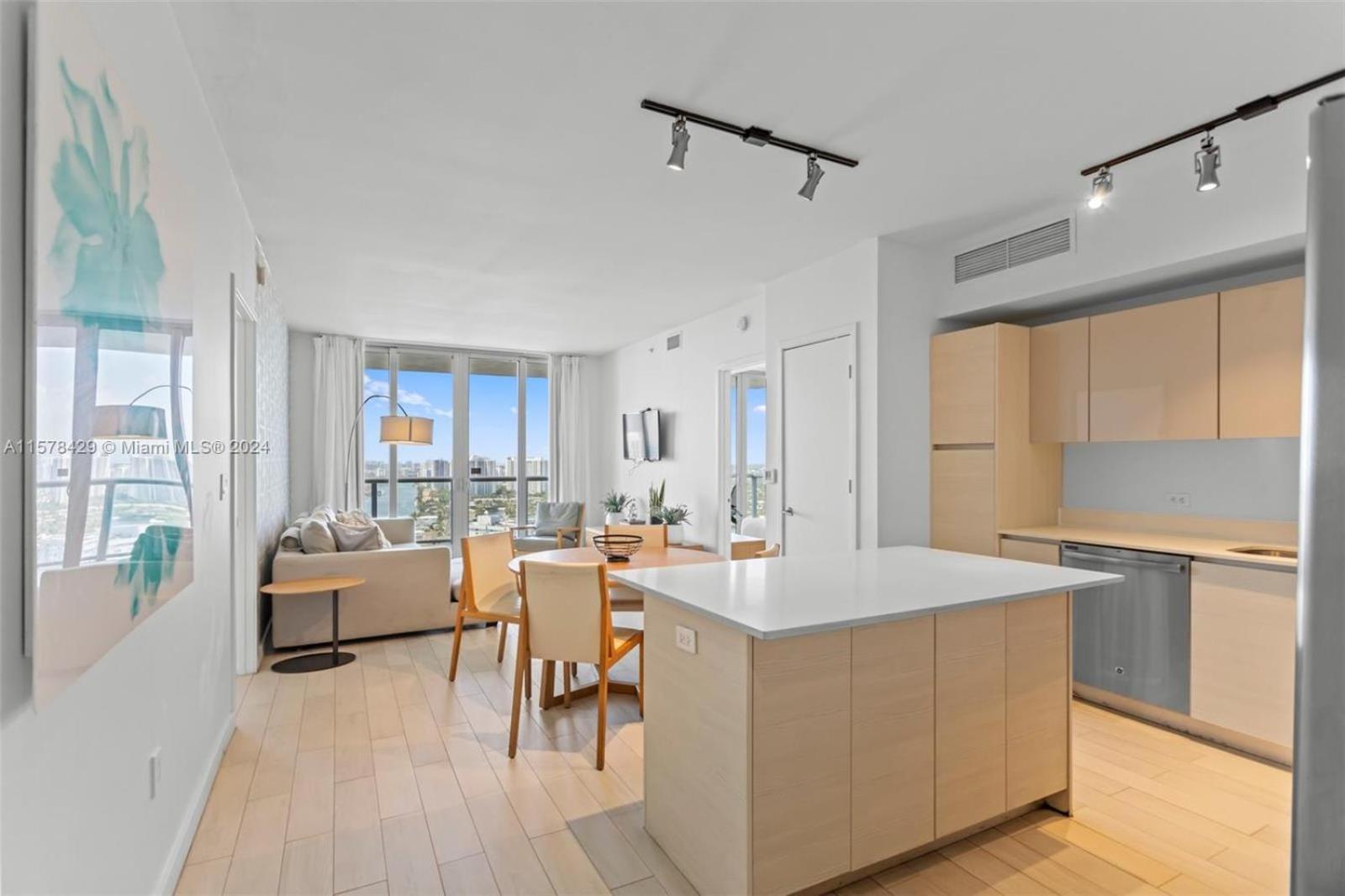 Vila 2602 E Hallandale Beach Blvd 1 Br Exteriér fotografie